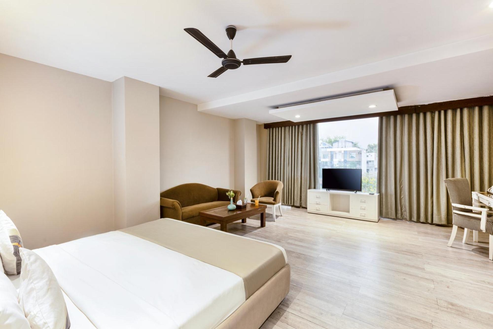 Skon Boutique By Orion Hotels Нью-Дели Экстерьер фото