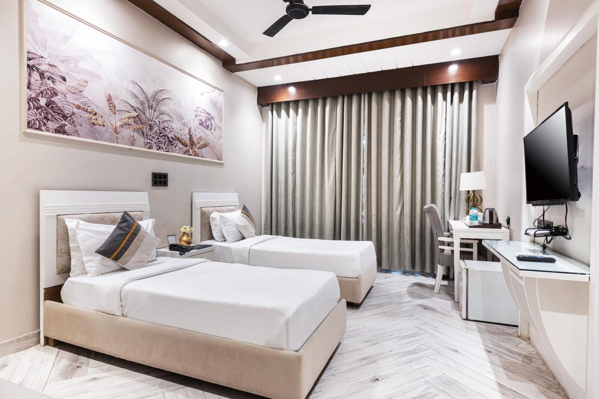 Skon Boutique By Orion Hotels Нью-Дели Экстерьер фото